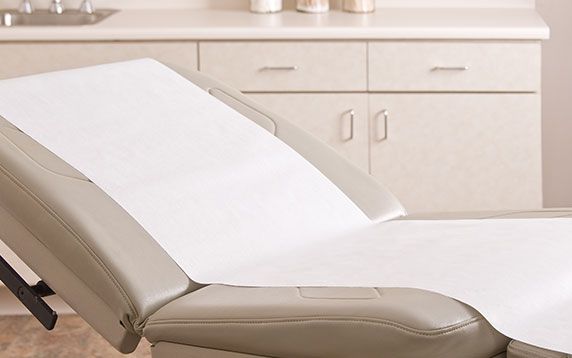 Exam Table Paper Smooth 18 in x 225 Feet